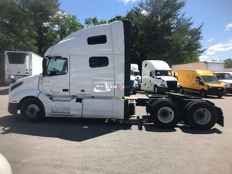Truck Thumbnail 2