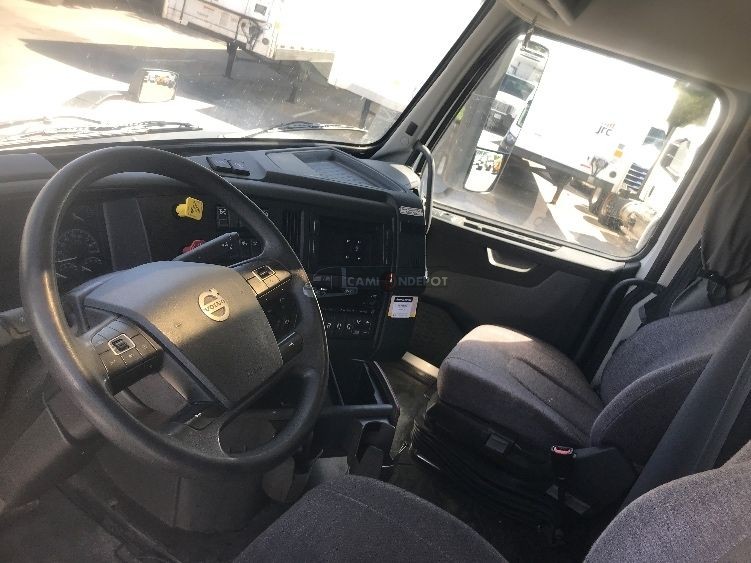 Truck Thumbnail 5