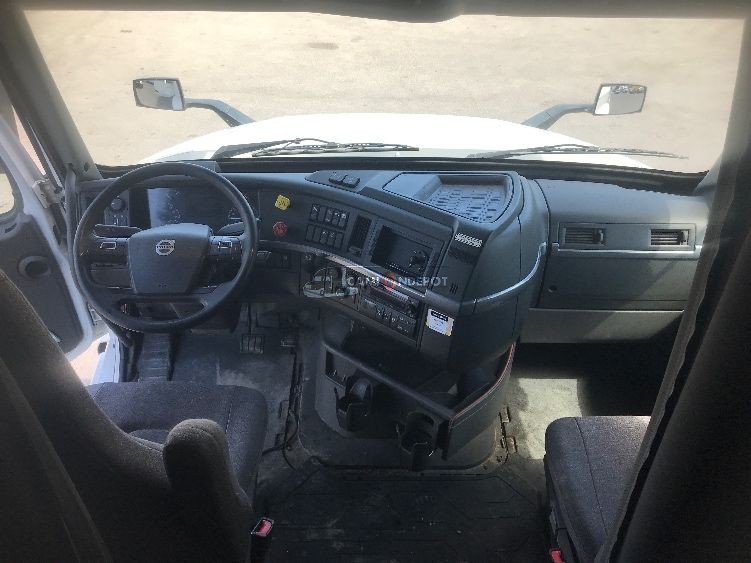 Truck Thumbnail 7