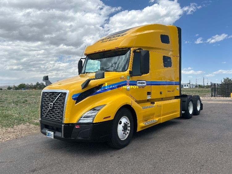 Truck Thumbnail 3