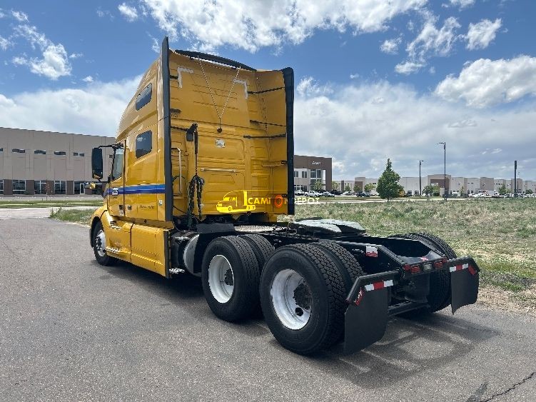 Truck Thumbnail 5