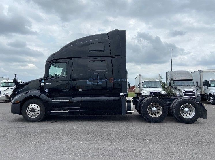 Truck Thumbnail 4
