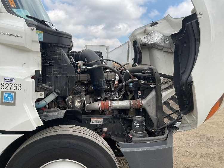 Truck Thumbnail 9