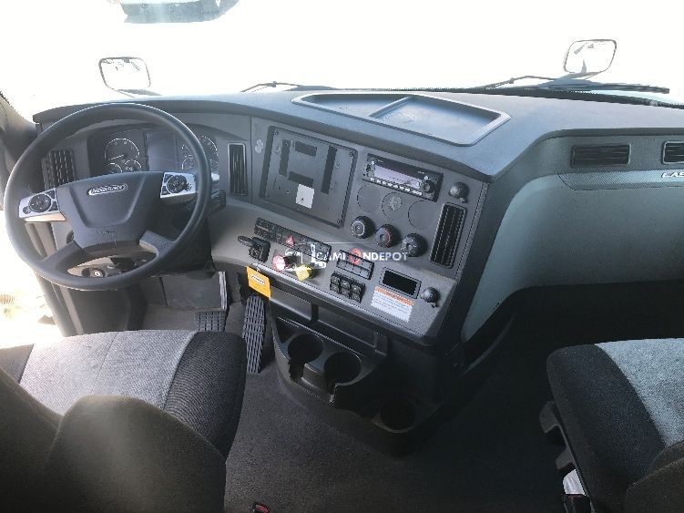 Truck Thumbnail 8