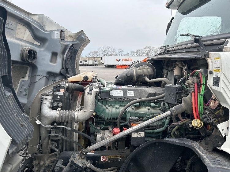 Truck Thumbnail 10