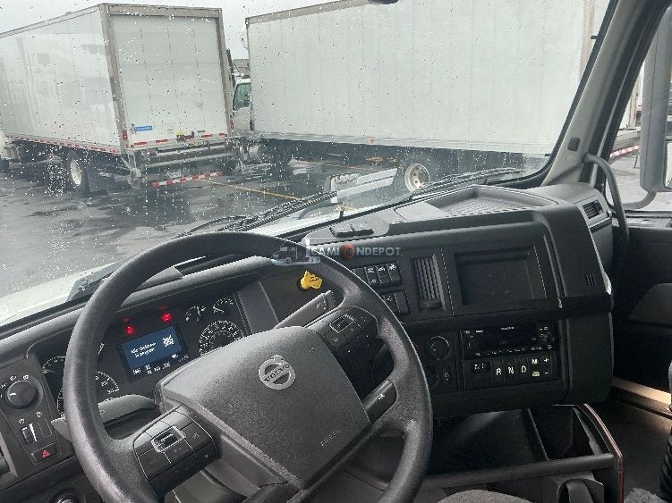 Truck Thumbnail 7