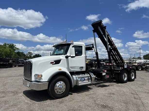 Truck Thumbnail 3