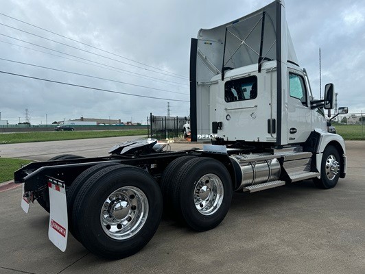 Truck Thumbnail 2
