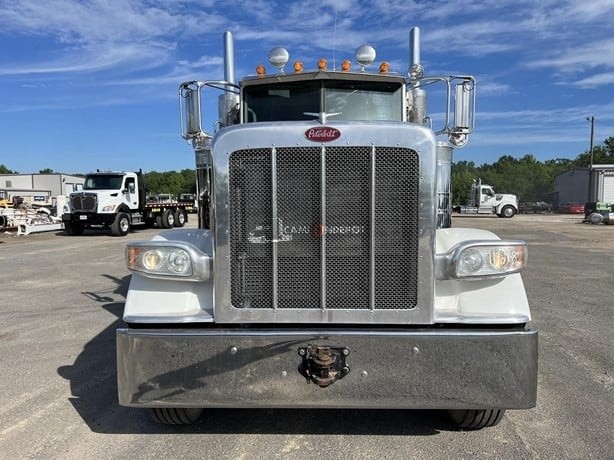 Truck Thumbnail 2
