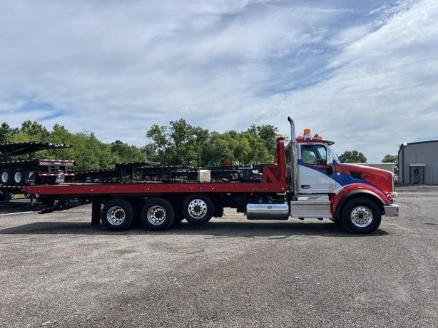 Truck Thumbnail 4