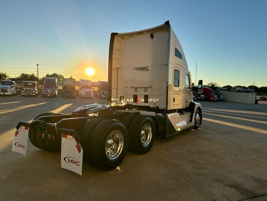 Truck Thumbnail 4
