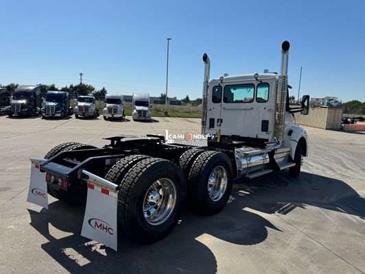 Truck Thumbnail 3