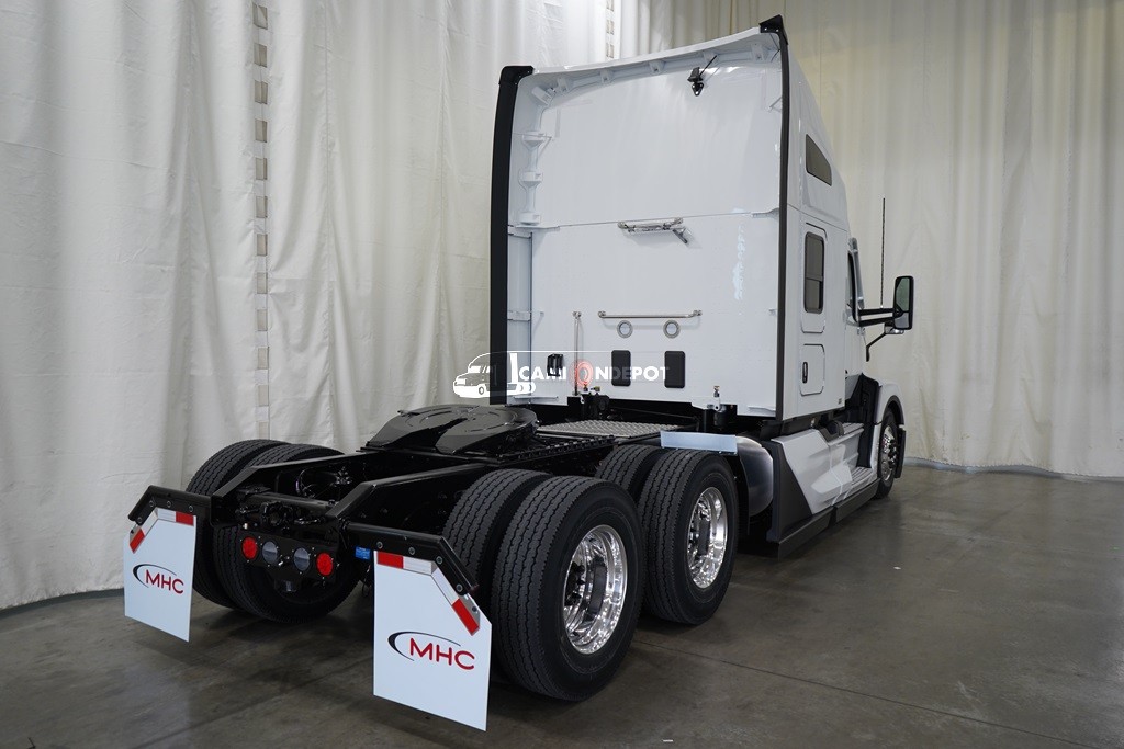 Truck Thumbnail 2