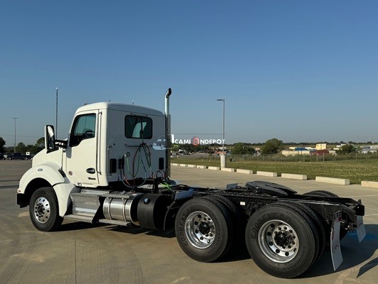 Truck Thumbnail 4