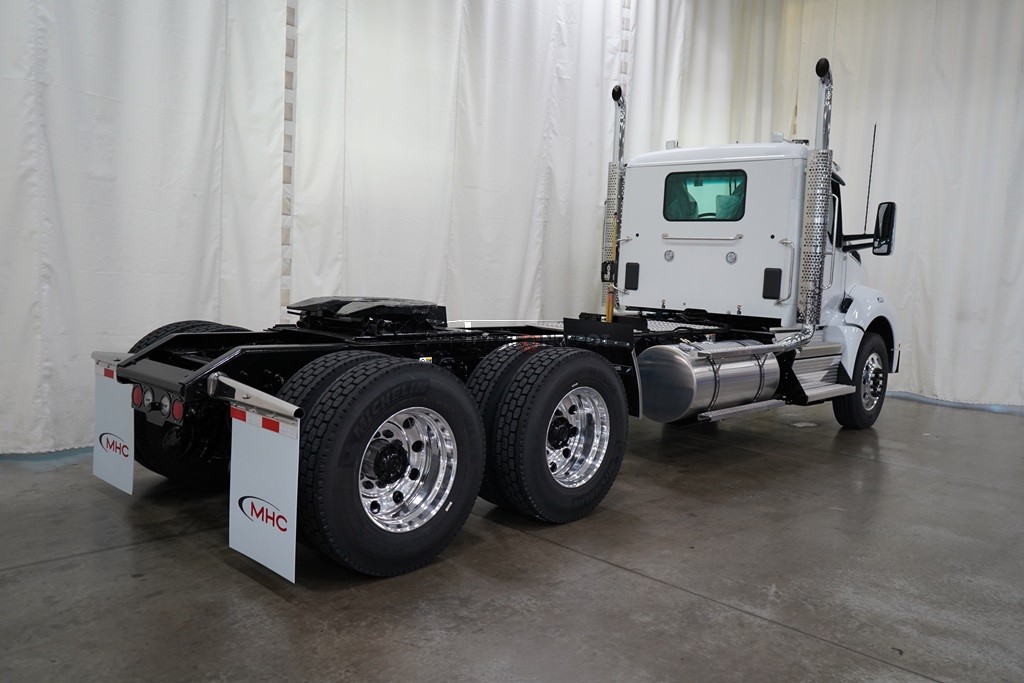 Truck Thumbnail 4