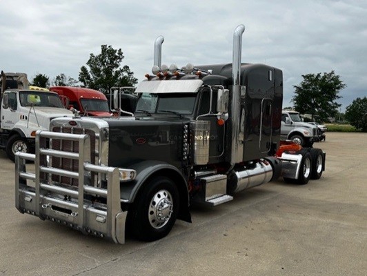Truck Thumbnail 3