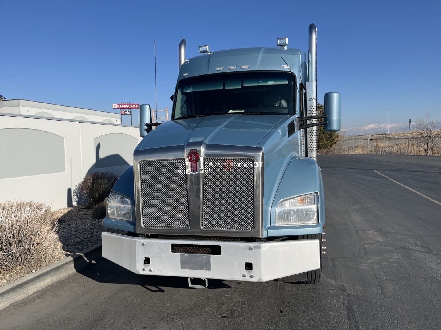 Truck Thumbnail 2