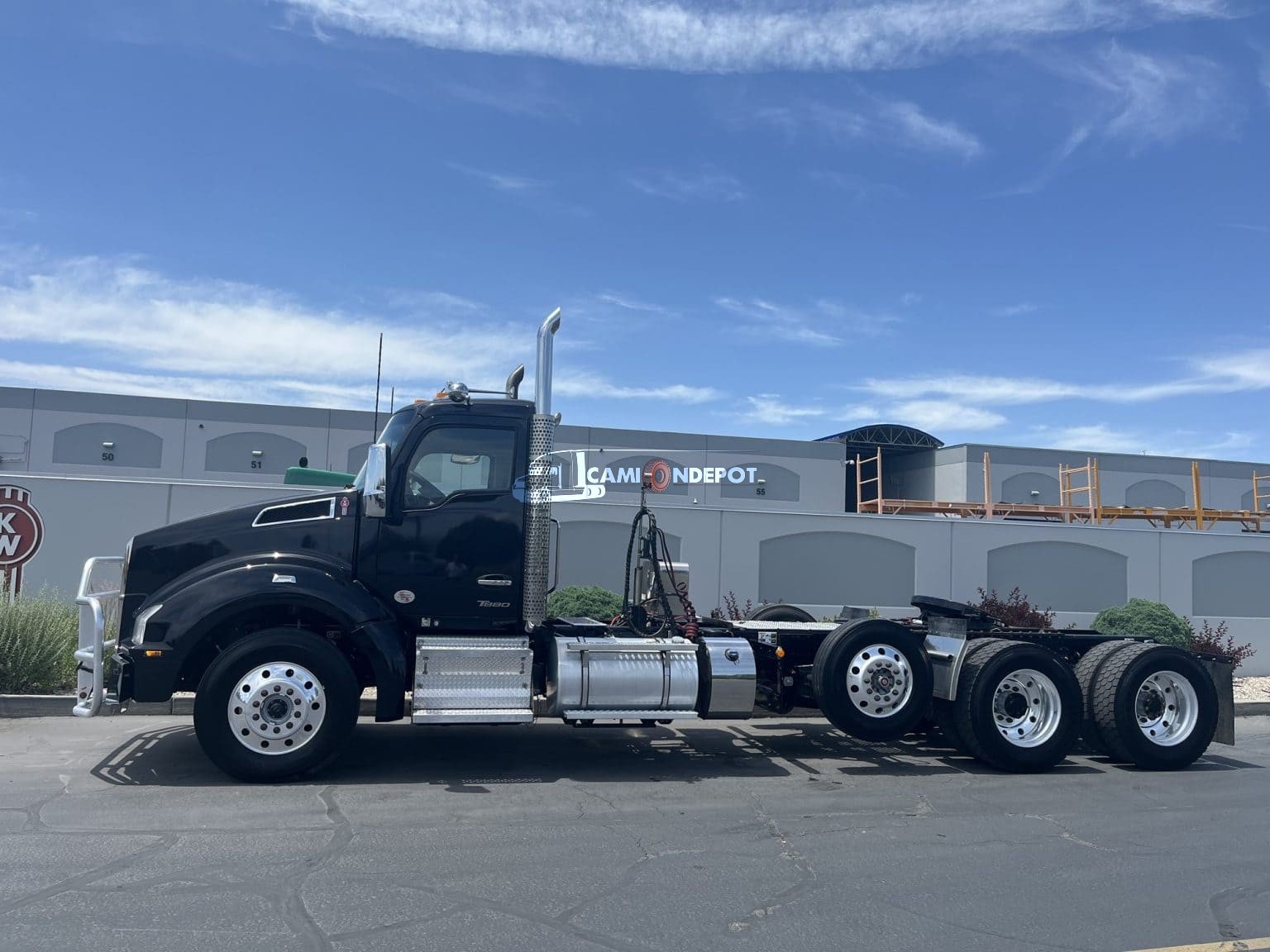 Truck Thumbnail 2