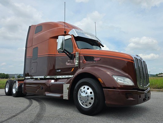 Truck Thumbnail 3