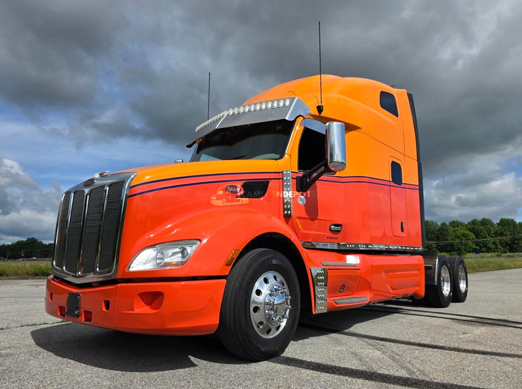 Truck Thumbnail 3