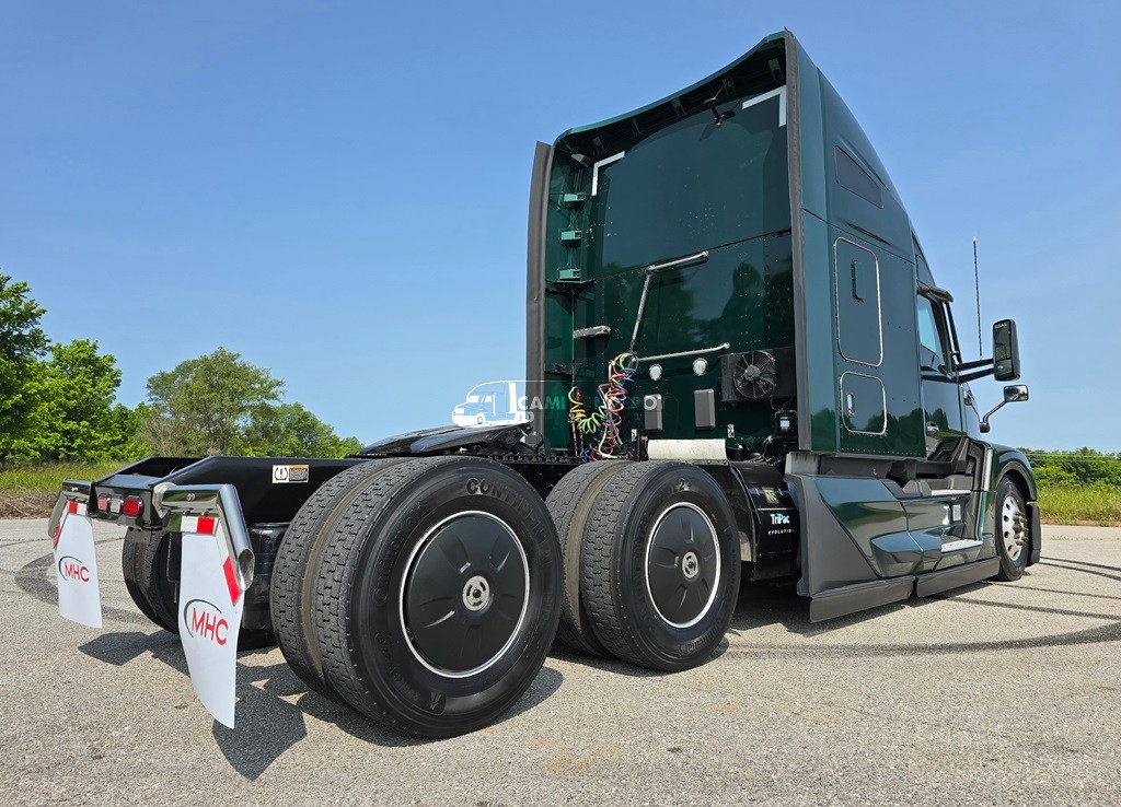 Truck Thumbnail 2