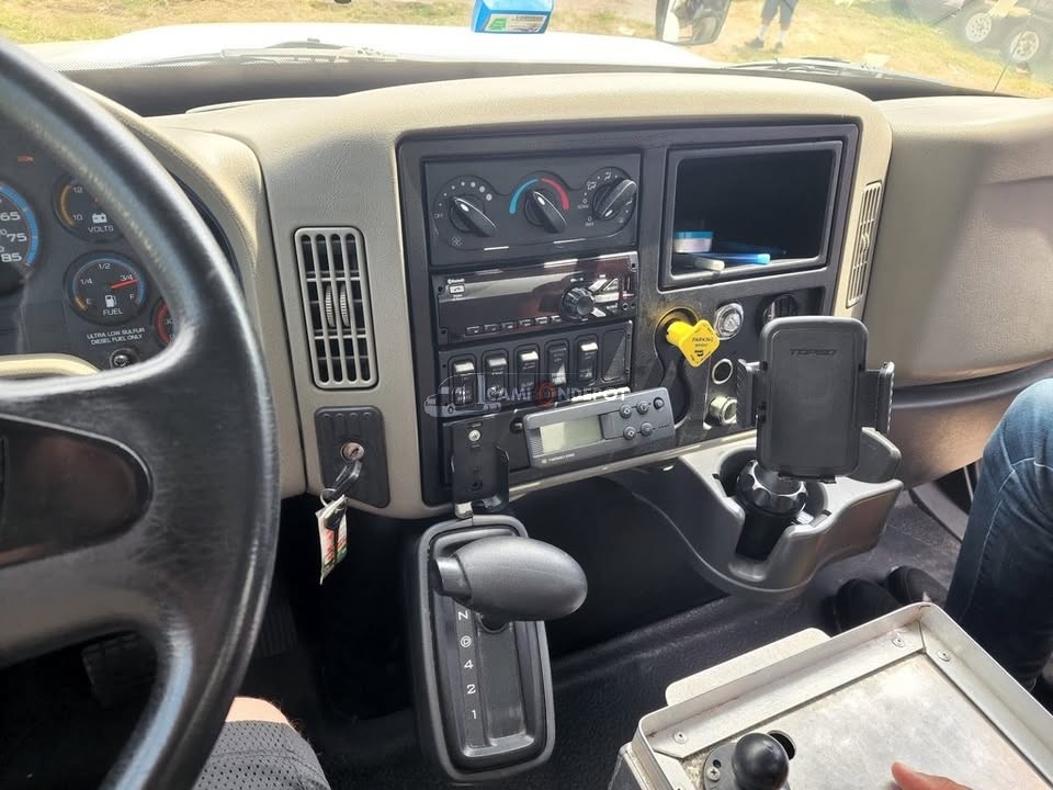 Truck Thumbnail 7