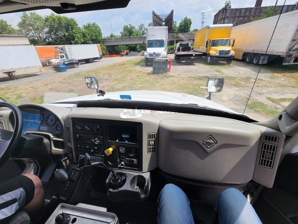 Truck Thumbnail 8