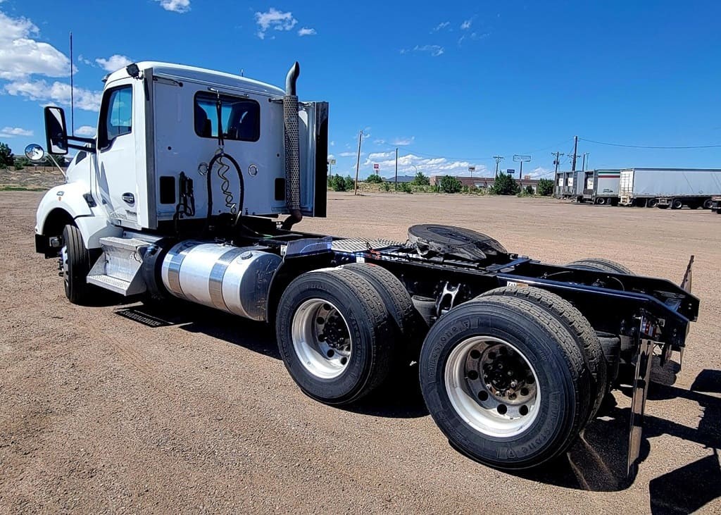Truck Thumbnail 2