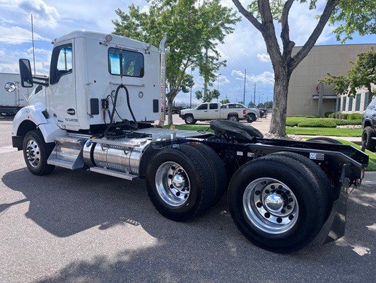 Truck Thumbnail 2
