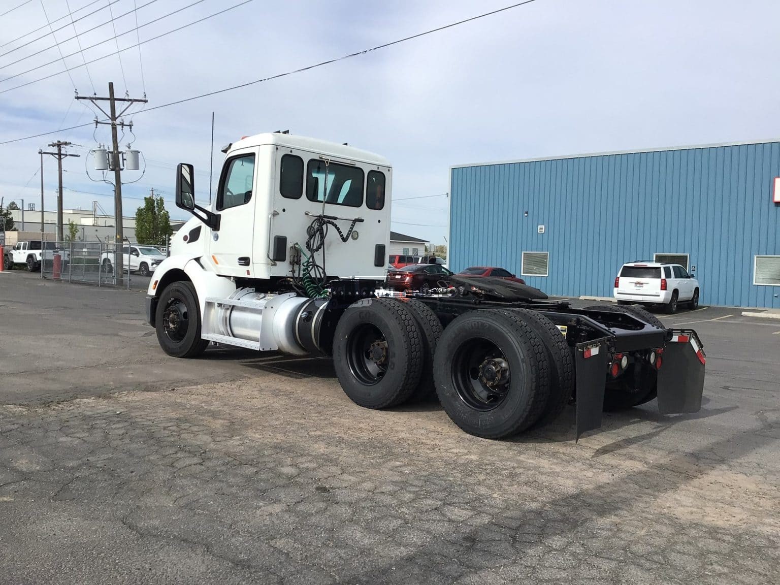 Truck Thumbnail 3