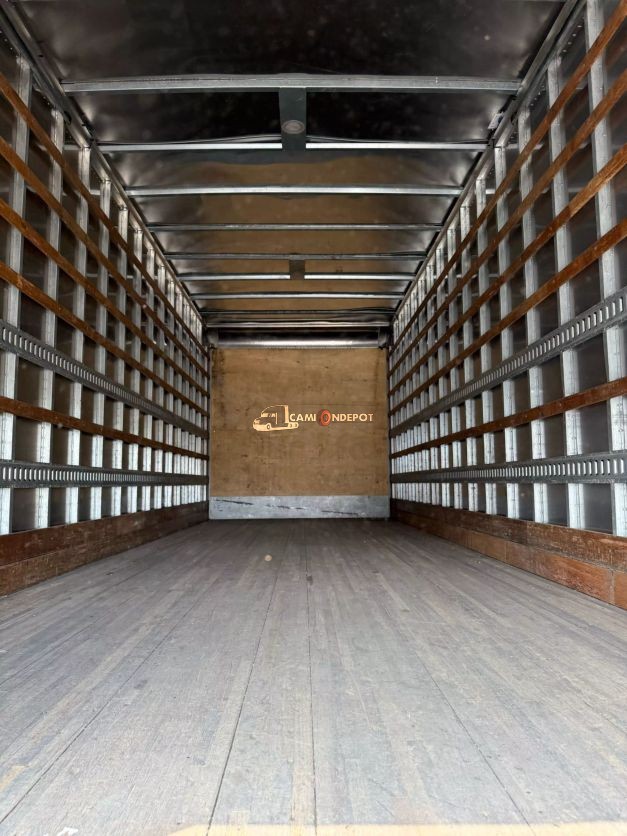 Truck Thumbnail 5