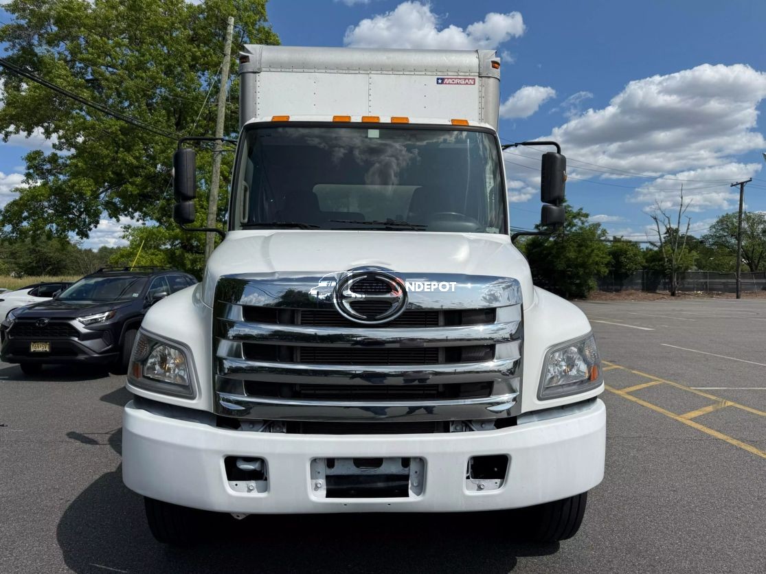 Truck Thumbnail 2