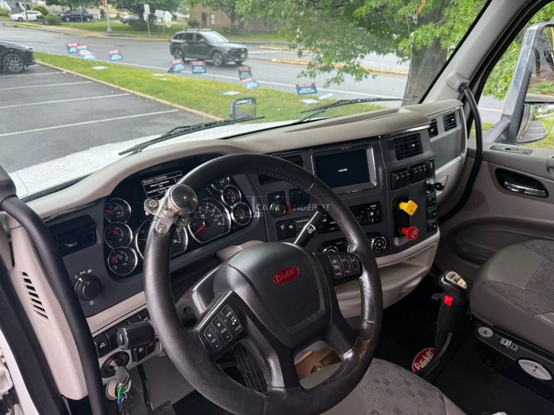 Truck Thumbnail 4