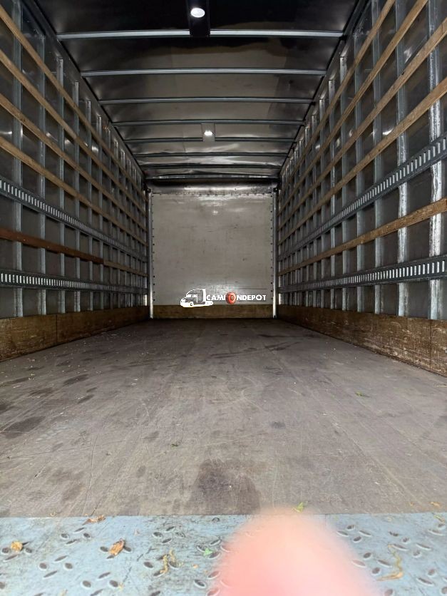 Truck Thumbnail 5
