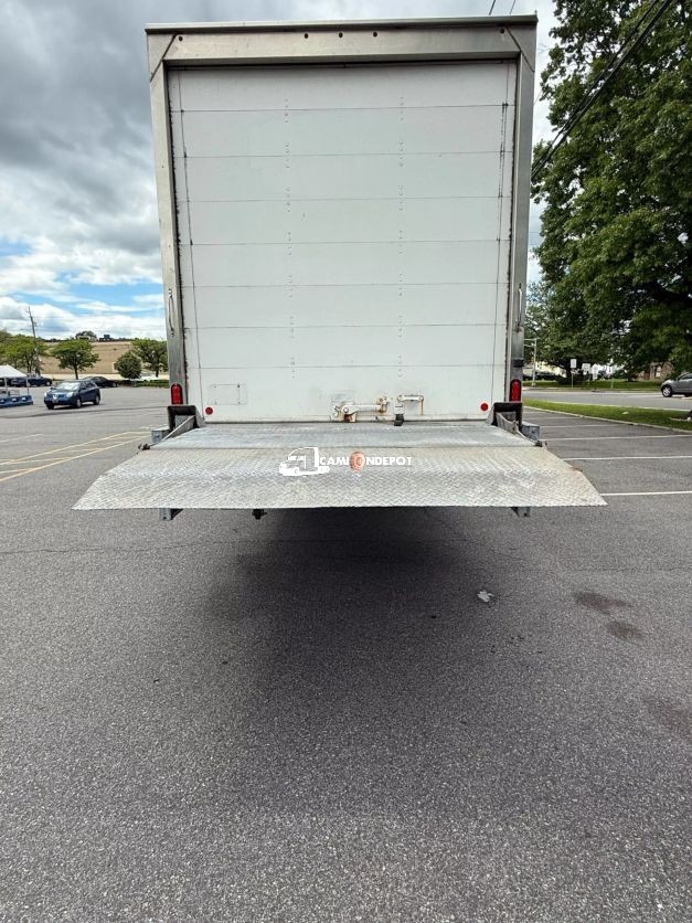 Truck Thumbnail 4