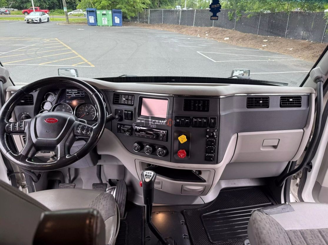 Truck Thumbnail 4