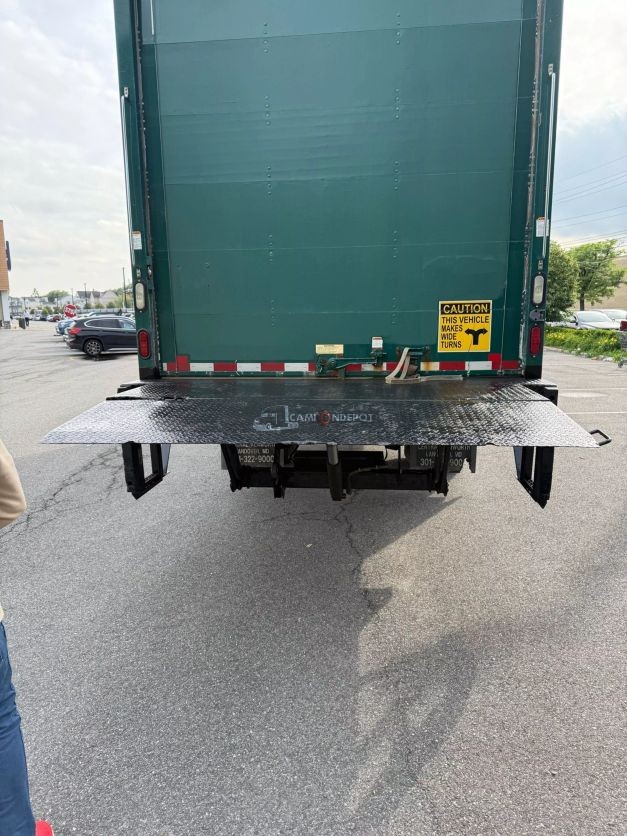 Truck Thumbnail 4
