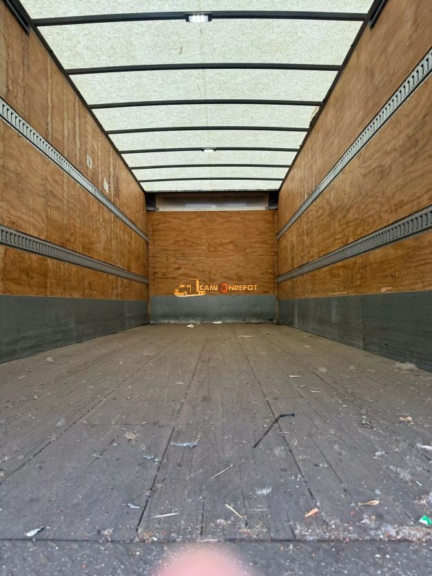 Truck Thumbnail 5