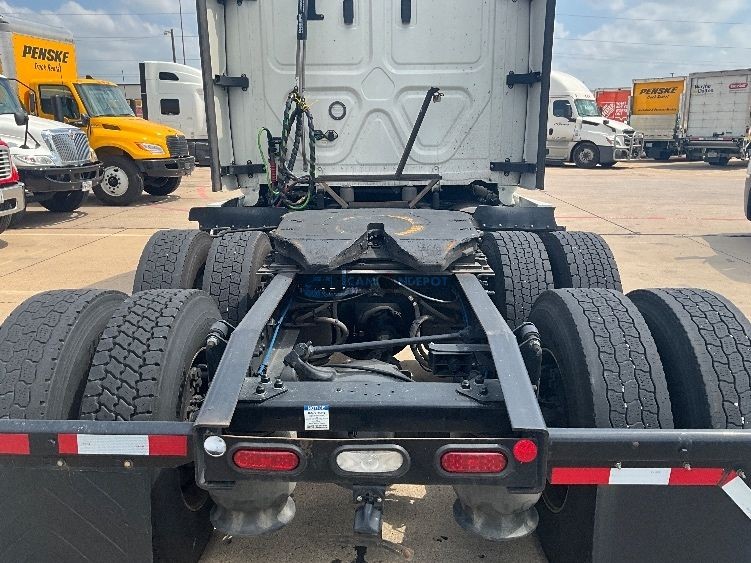 Truck Thumbnail 3