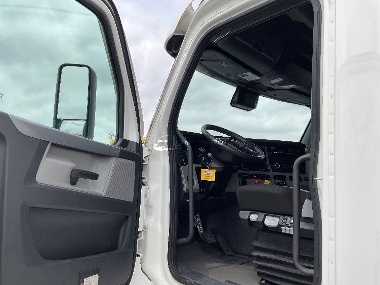 Truck Thumbnail 5
