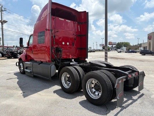Truck Thumbnail 4