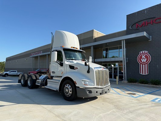 Truck Thumbnail 4