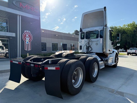 Truck Thumbnail 3