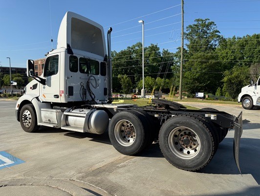 Truck Thumbnail 2