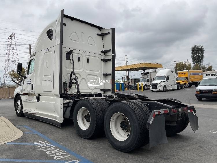 Truck Thumbnail 5