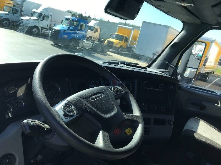 Truck Thumbnail 7