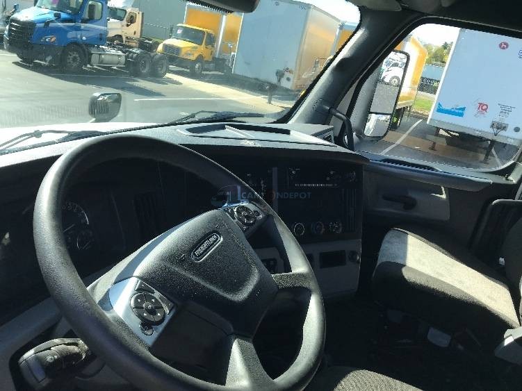 Truck Thumbnail 8