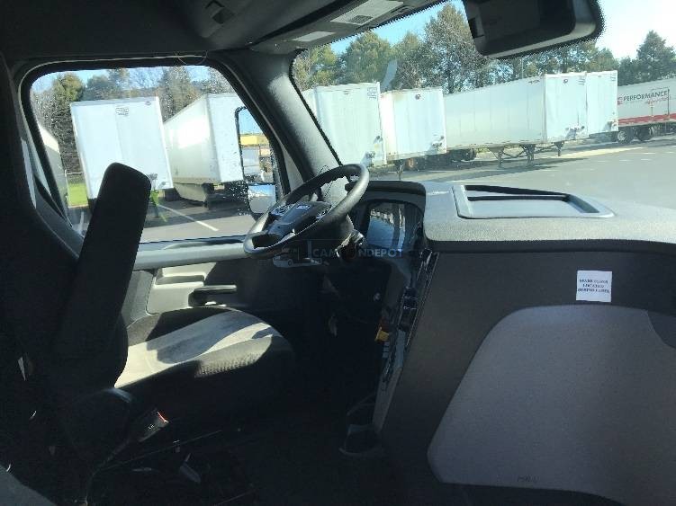 Truck Thumbnail 9