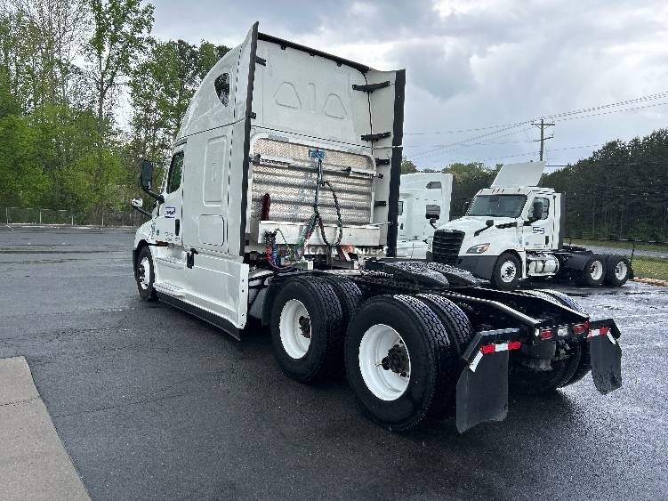 Truck Thumbnail 5