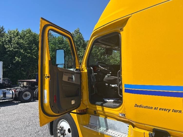 Truck Thumbnail 5